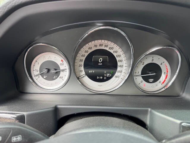 Used 2014 Mercedes-Benz GLK 250 BlueTEC 4MATIC image 39