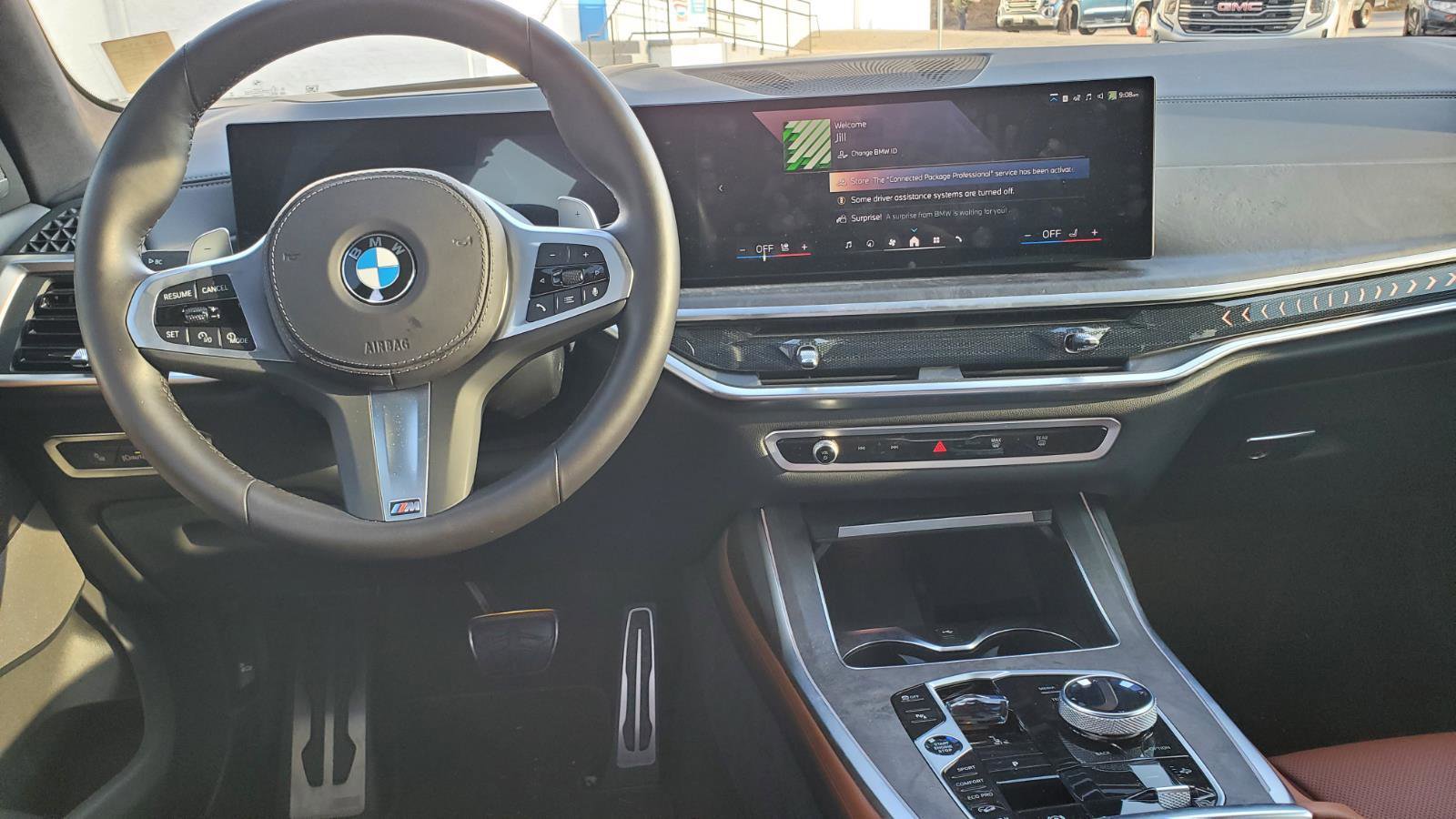 Used 2024 BMW X7 xDrive40i w/ M Sport Package image 8