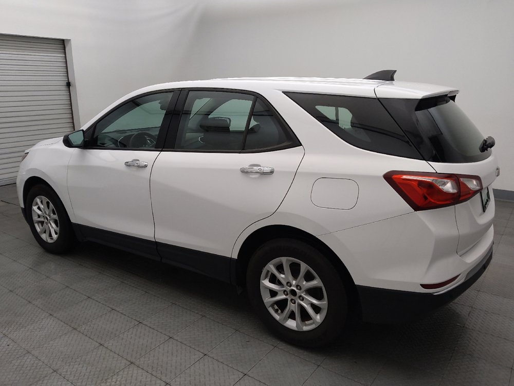 Used 2018 Chevrolet Equinox LS FWD image 3