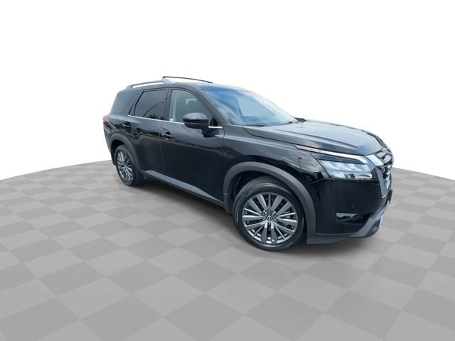 Used 2025 Nissan Pathfinder SL w/ SL Premium Package FWD image 2