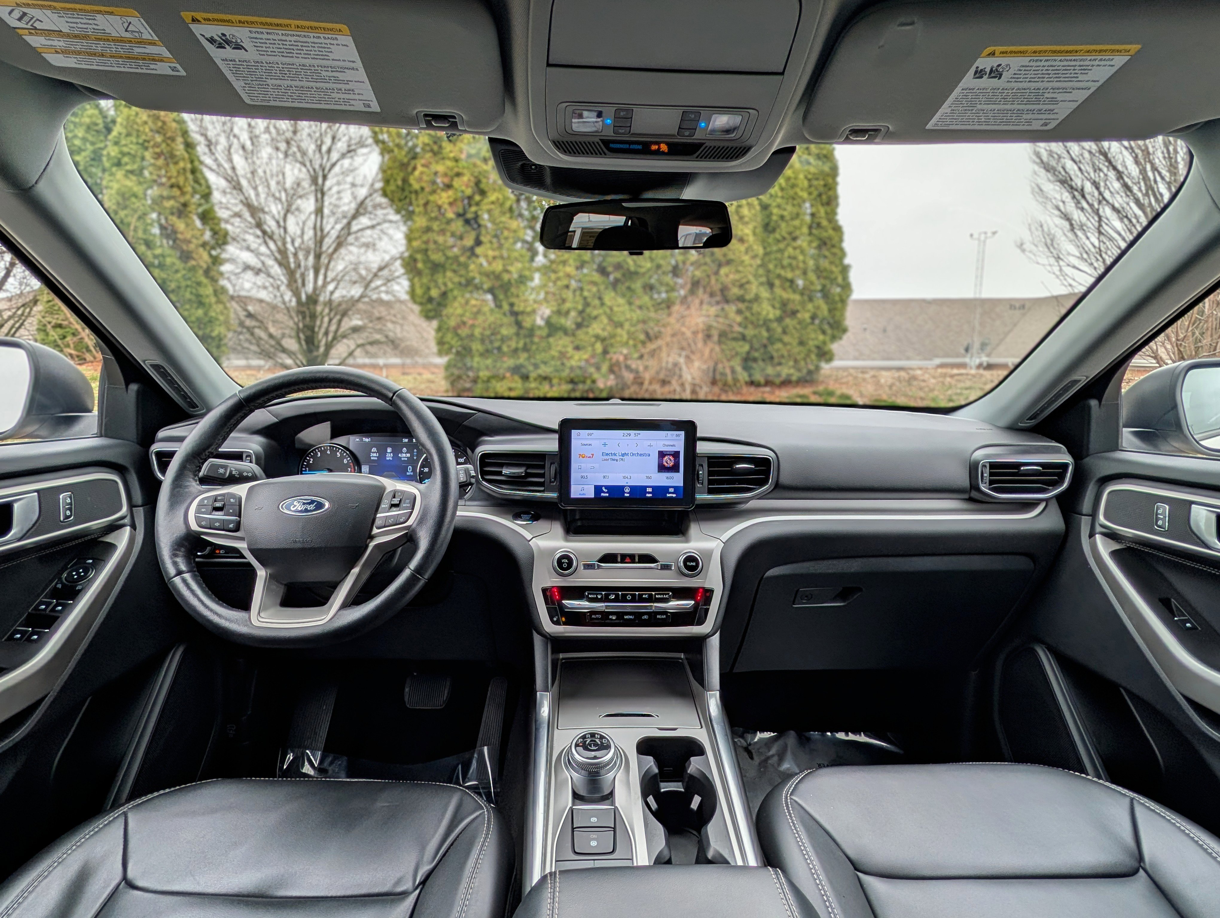 Used 2023 Ford Explorer XLT w/ Equipment Group 202A image 13