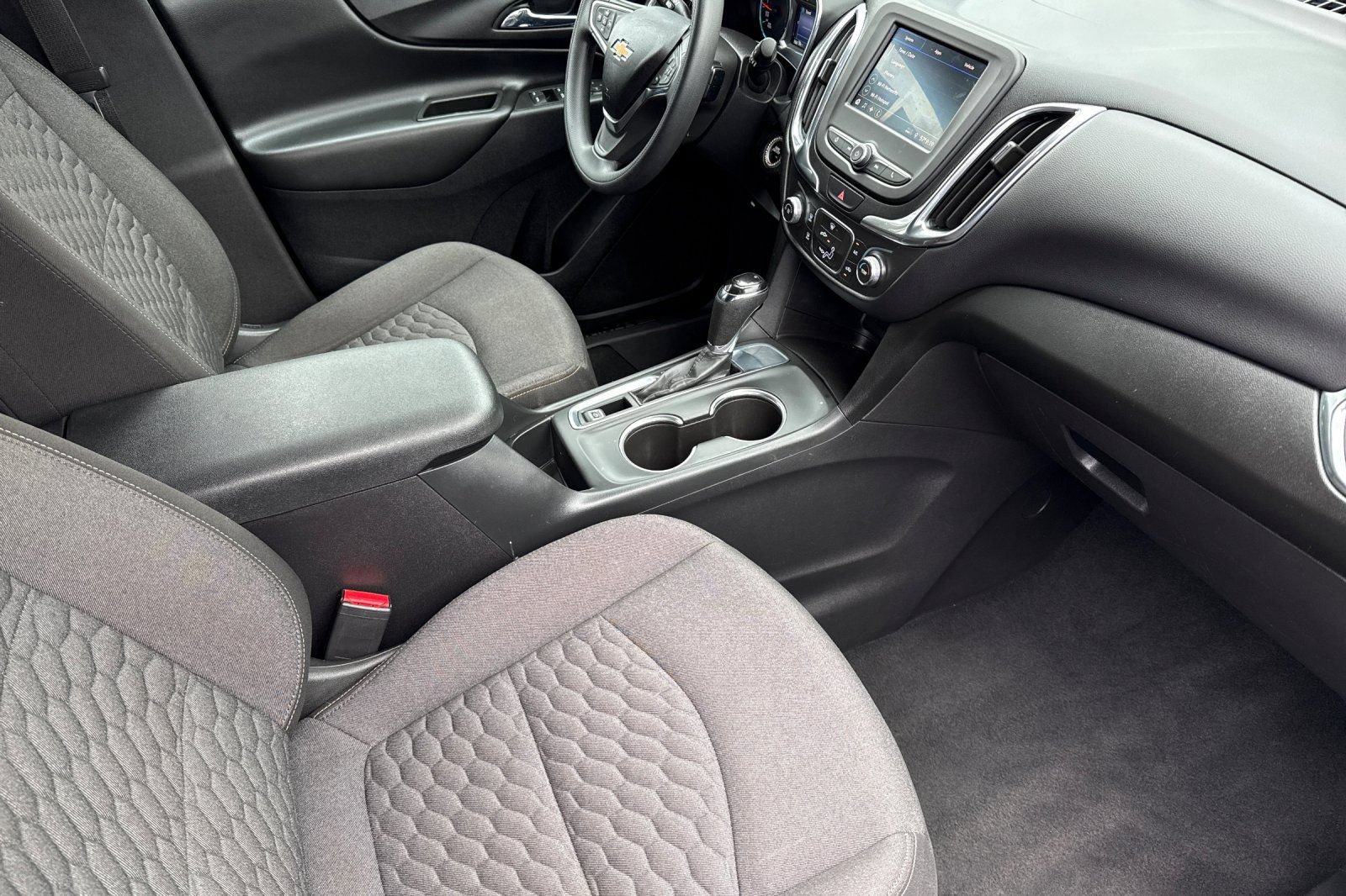 Used 2021 Chevrolet Equinox LT FWD image 17