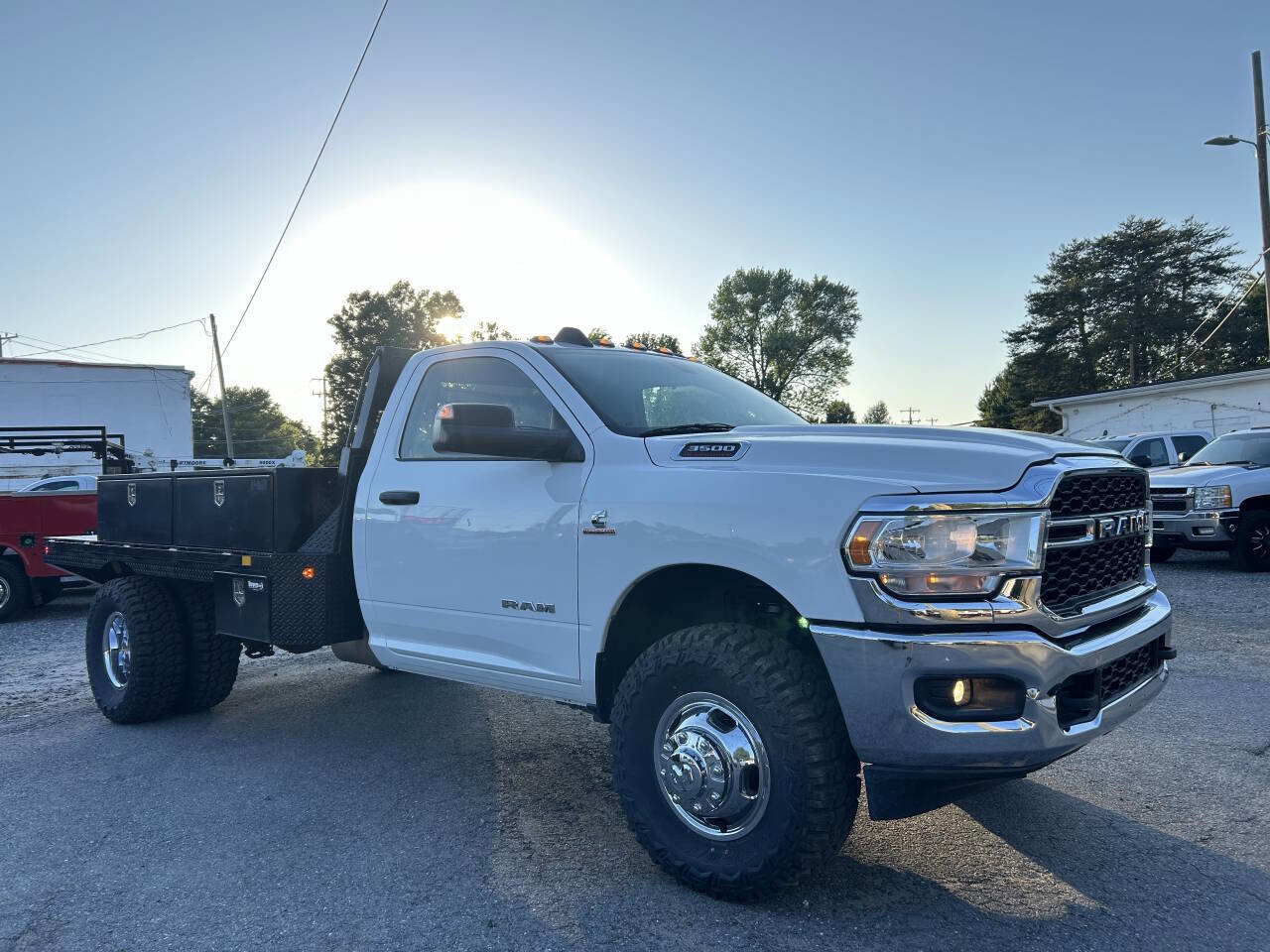 Used 2019 RAM 3500 Tradesman AWD/4WD image 4
