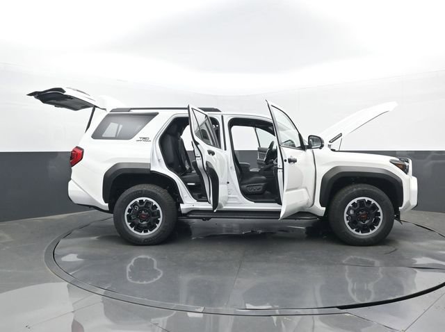 New 2026 Toyota 4Runner TRD Off-Road Premium AWD/4WD image 31