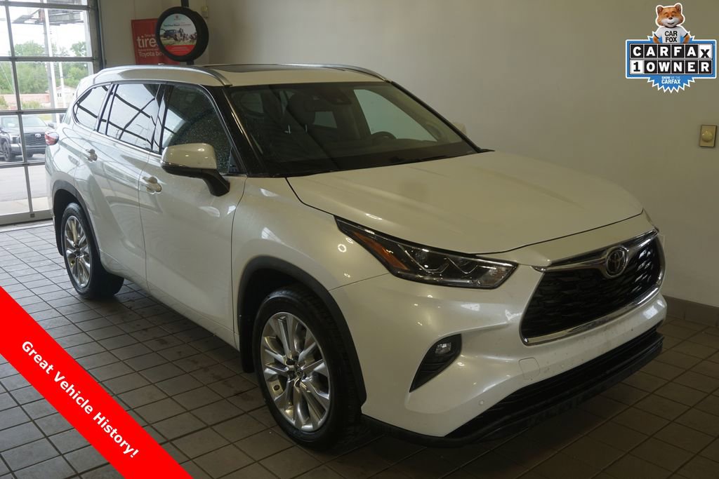 Used 2023 Toyota Highlander Limited