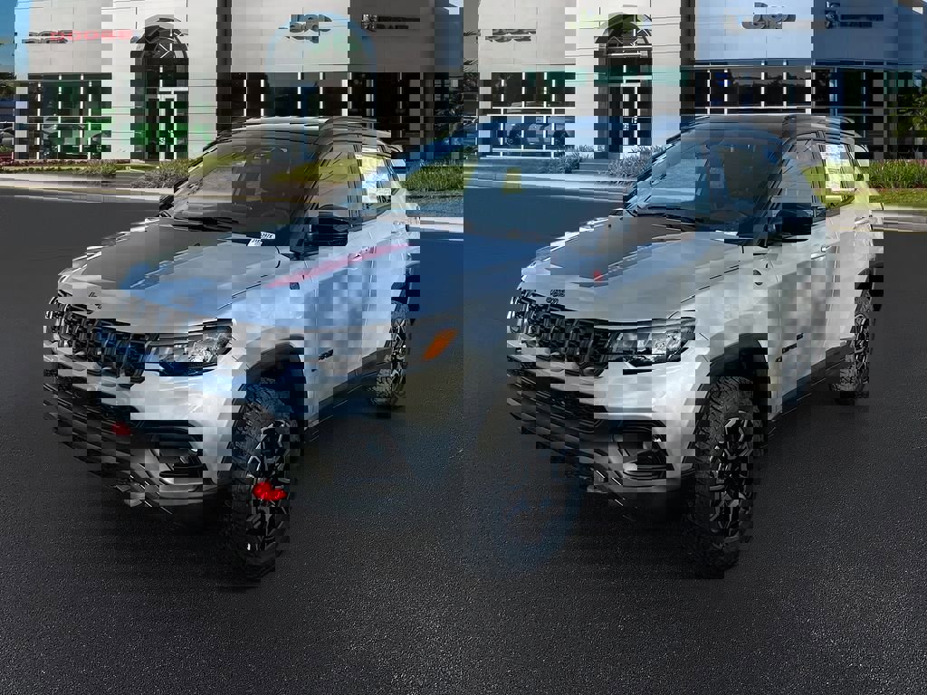 New 2026 Jeep Compass Trailhawk w/ Trailer Tow Group image 3