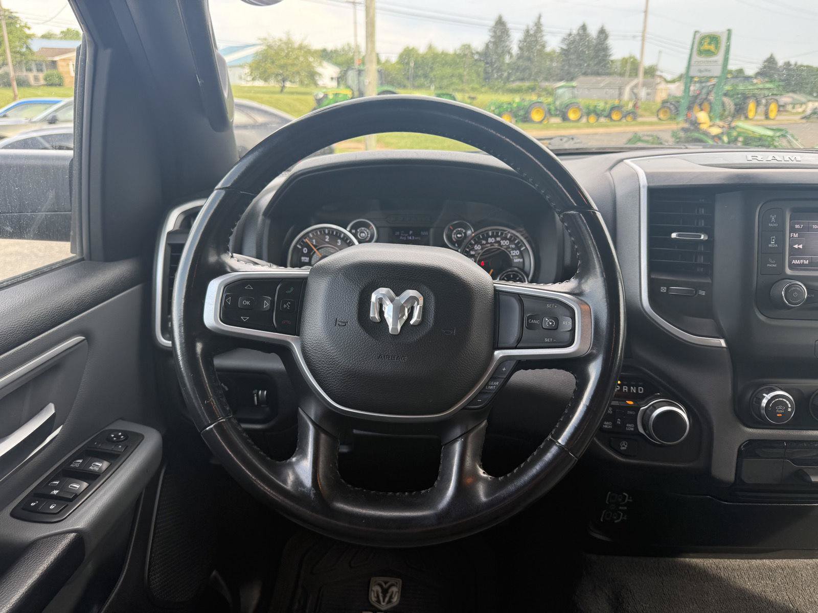 Used 2021 RAM 1500 Big Horn AWD/4WD image 18