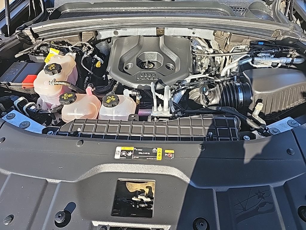 Used 2024 Jeep Grand Cherokee Overland image 37