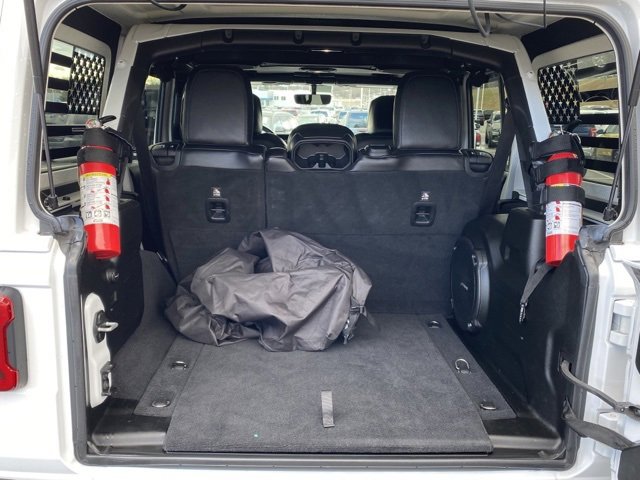 Used 2018 Jeep Wrangler Unlimited Sahara w/ Quick Order Package 24M Moab image 9