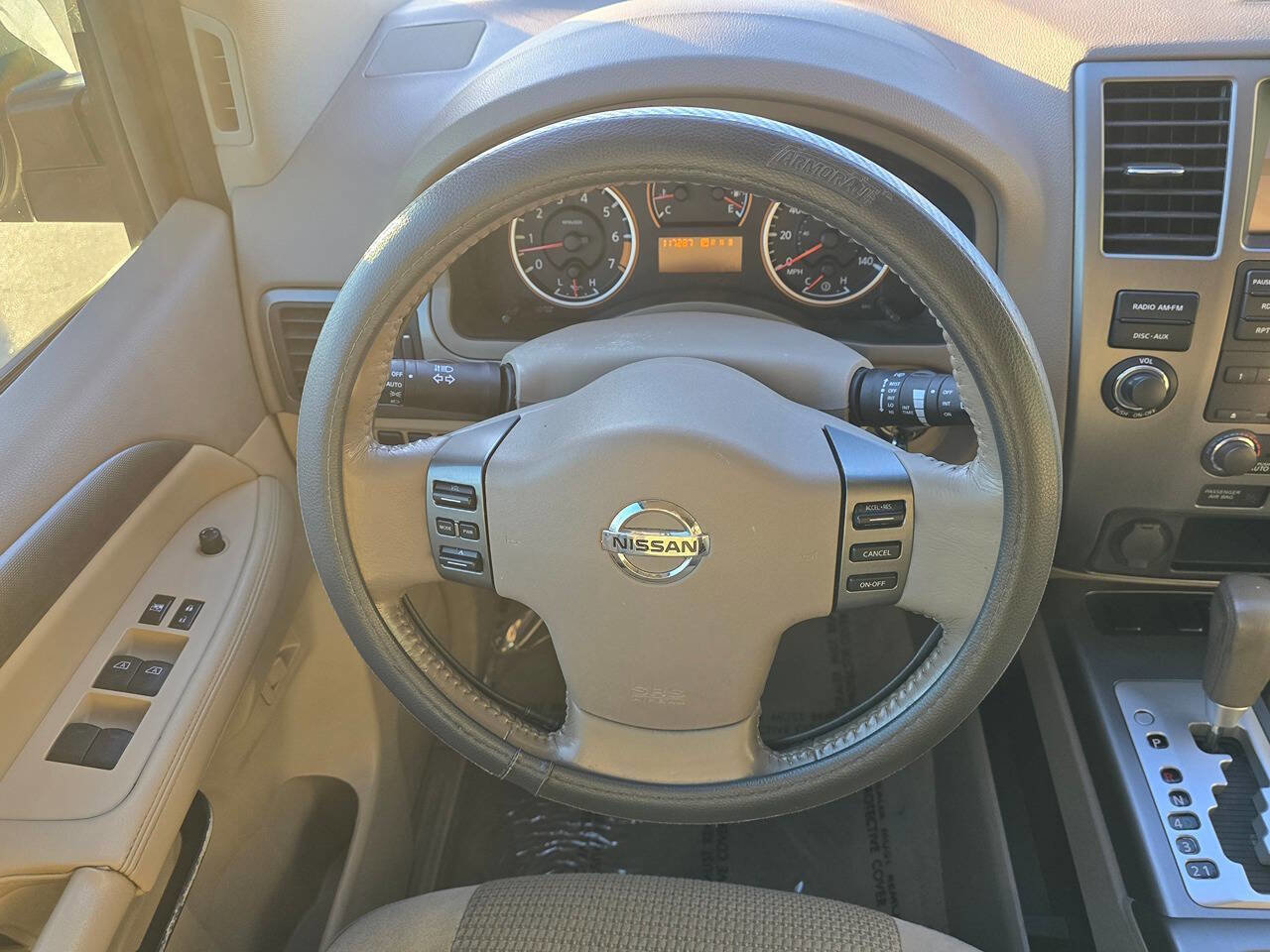 Used 2012 Nissan Armada SV image 23