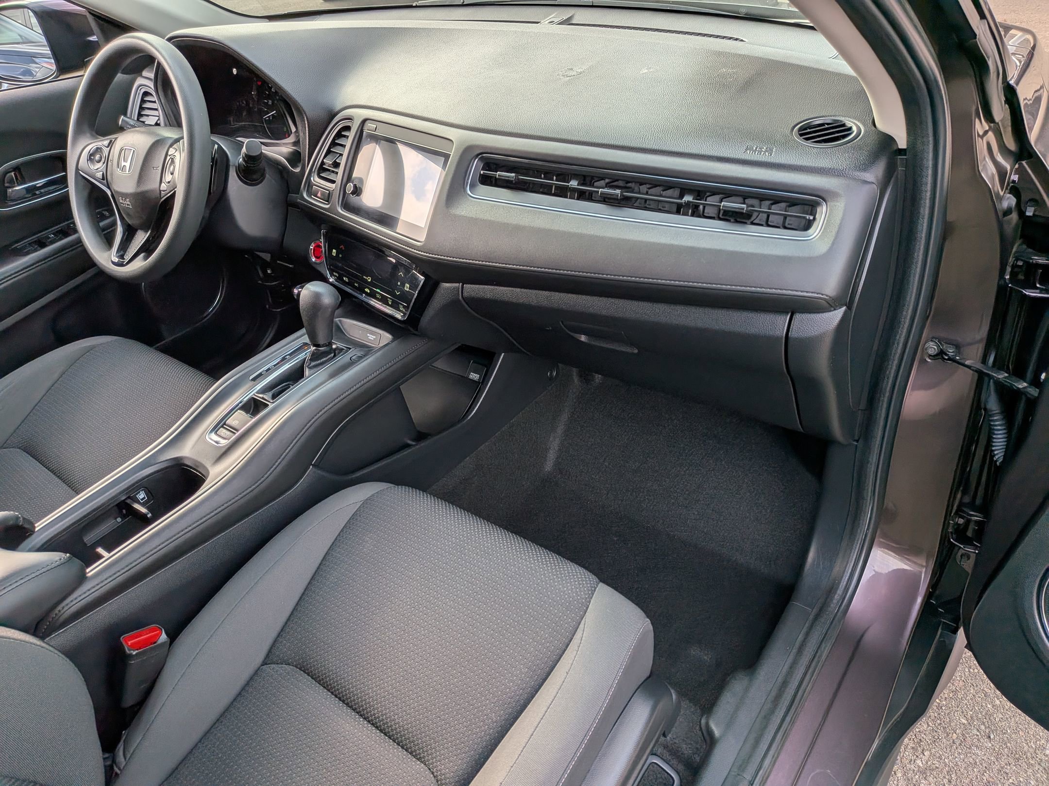 Used 2020 Honda HR-V EX image 32