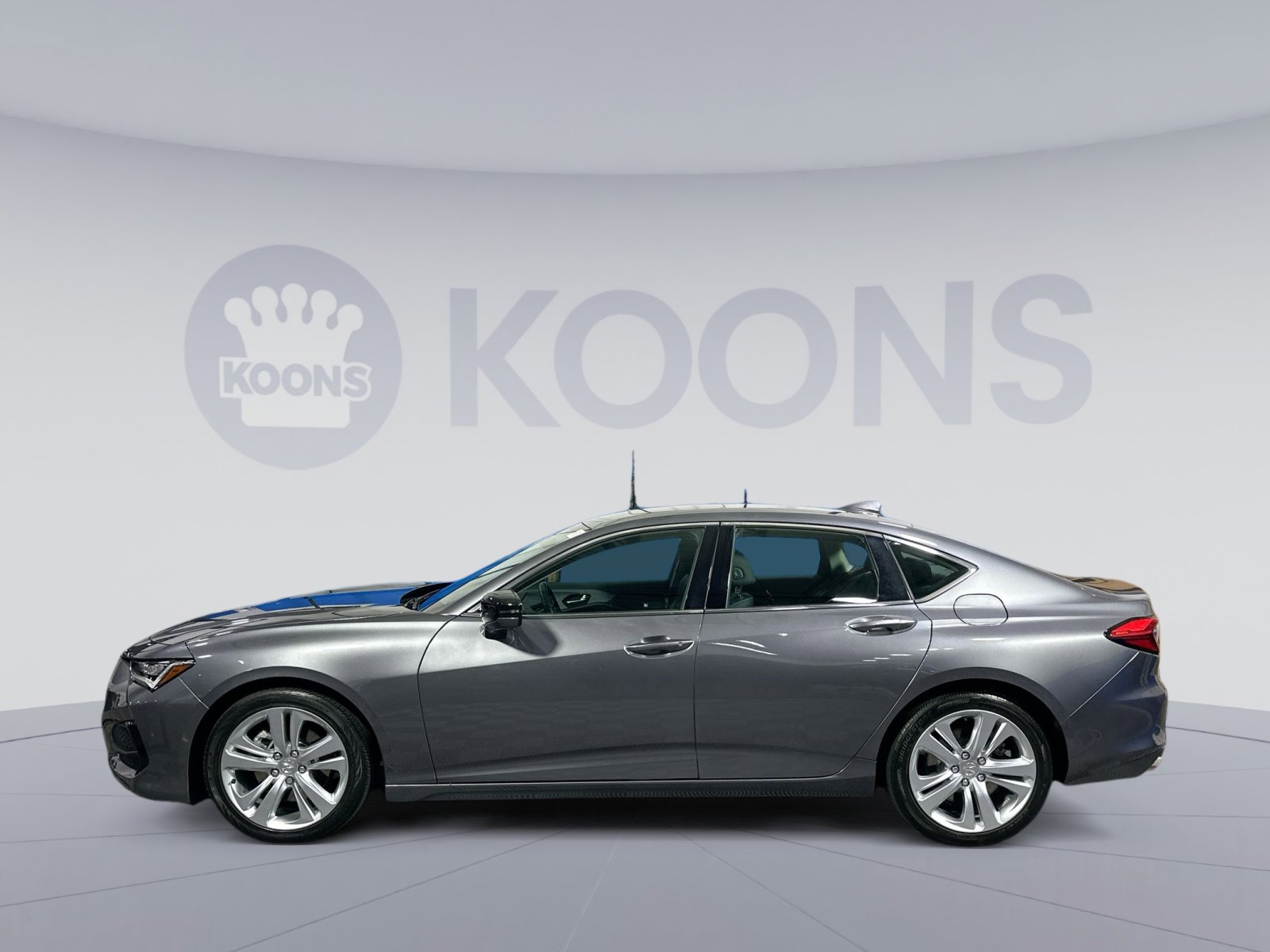 Used 2022 Acura TLX w/ Technology Package image 2