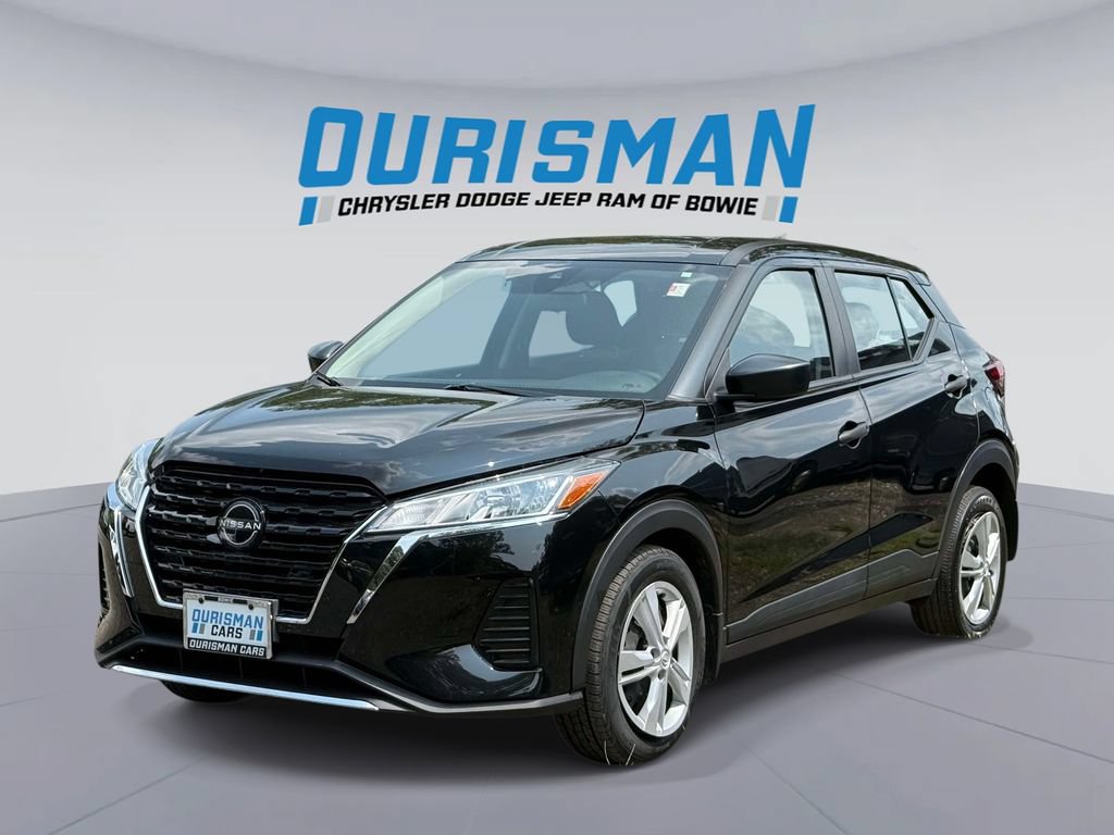 Used 2023 Nissan Kicks S FWD image 5