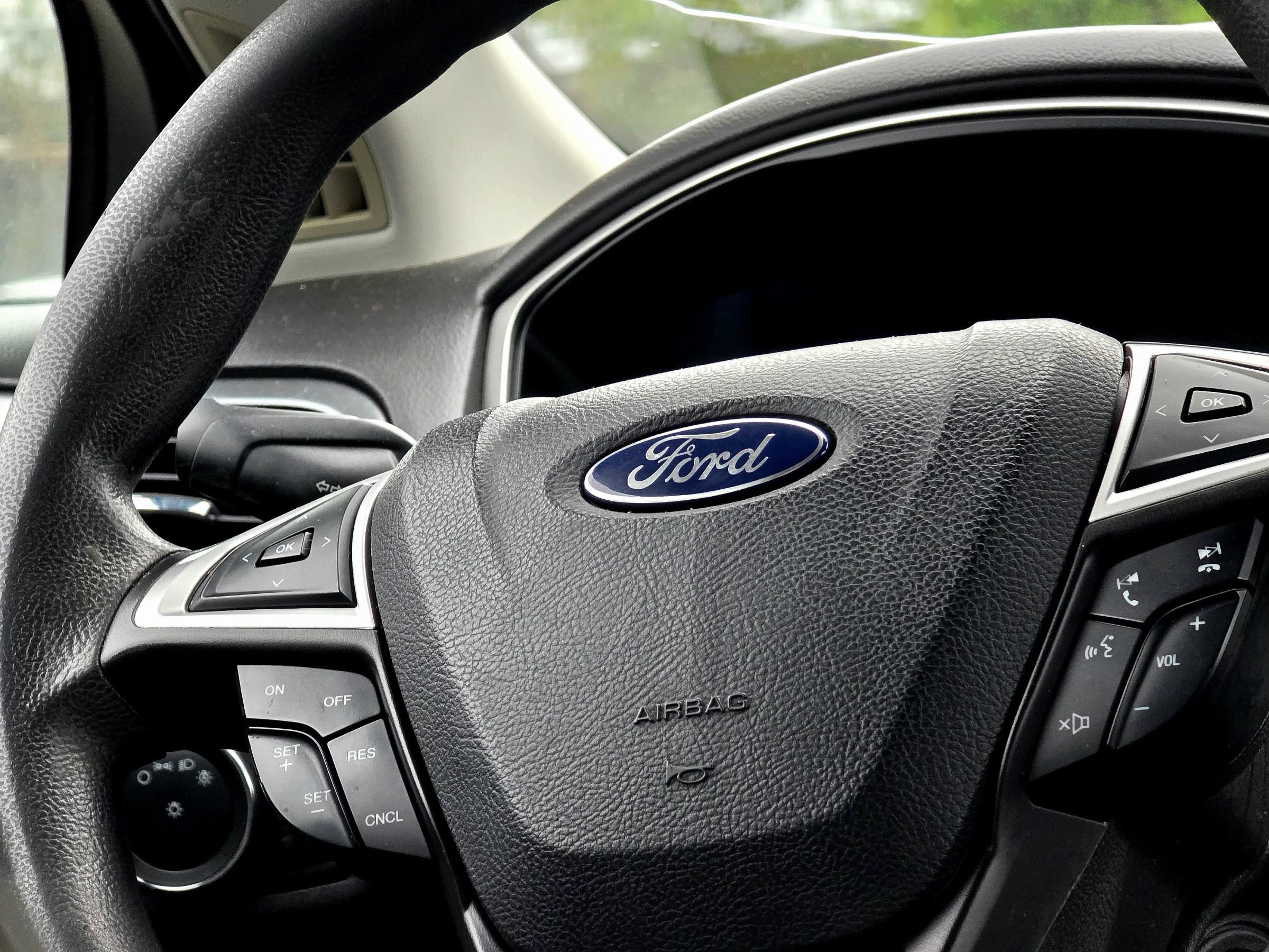 Used 2013 Ford Fusion S FWD image 19