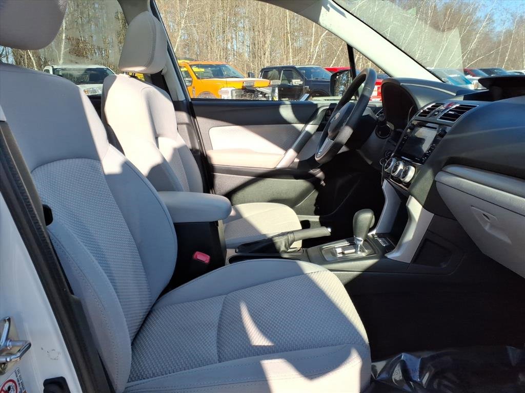 Used 2018 Subaru Forester 2.5i Premium w/ All-Weather Package image 6