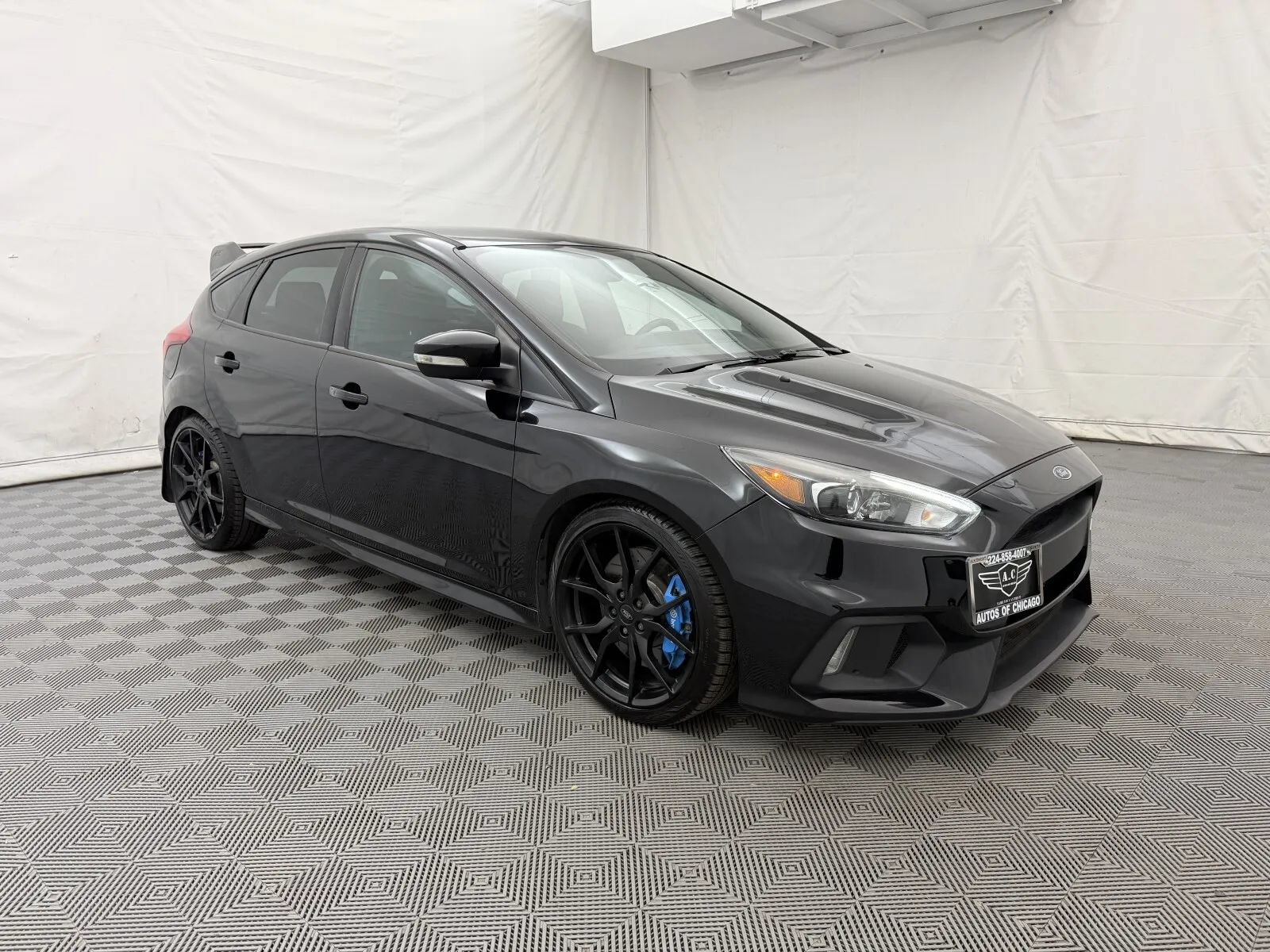 Used 2017 Ford Focus RS AWD/4WD image 4