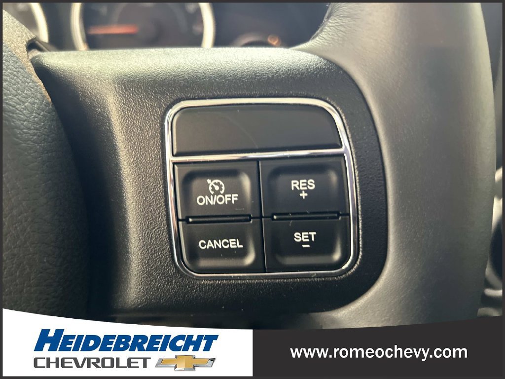 Used 2015 Jeep Wrangler Sahara w/ Connectivity Group AWD/4WD image 21