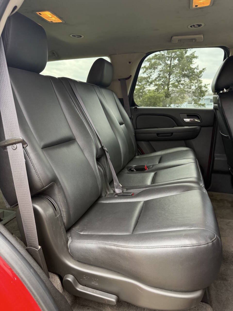 Used 2014 Chevrolet Tahoe 4WD w/ Skid Plate Package image 28