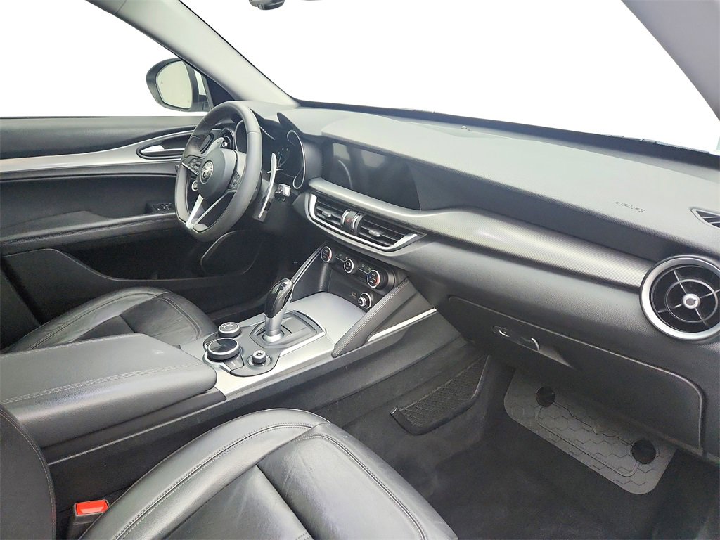 Used 2018 Alfa Romeo Stelvio Sport w/ Quick Order Package 22J Sport image 26