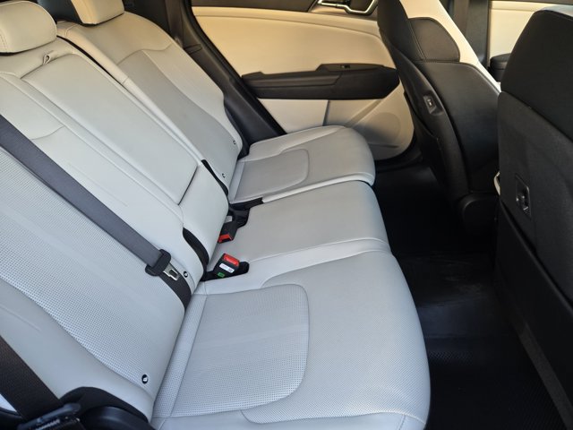Certified 2026 Kia Sportage EX FWD image 39