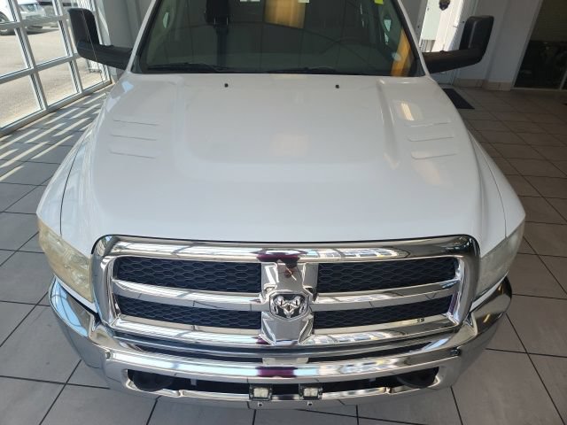 Used 2014 RAM 3500 Tradesman w/ Chrome Appearance Group RWD image 4