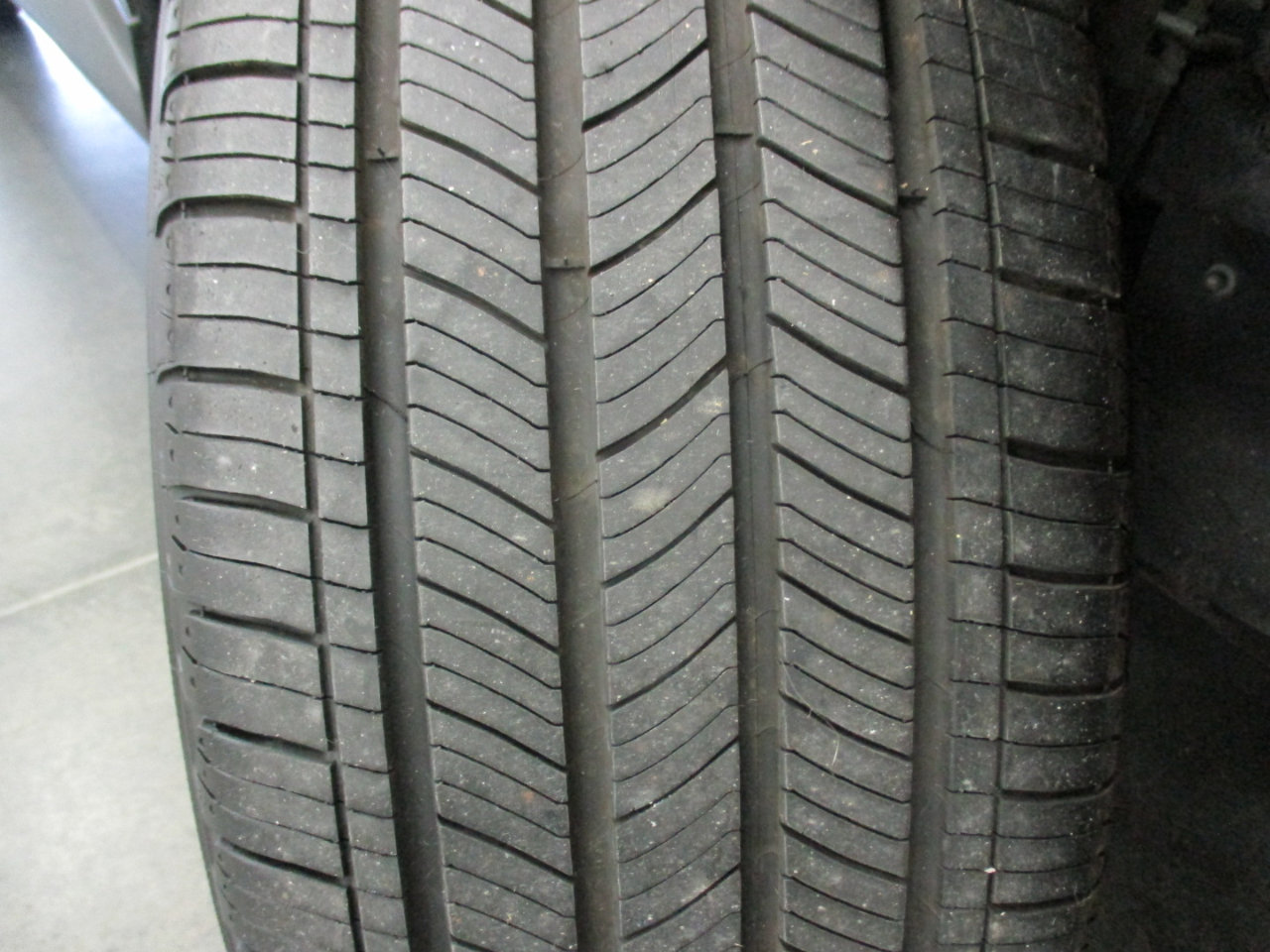 Used 2021 Toyota RAV4 XLE Premium image 31