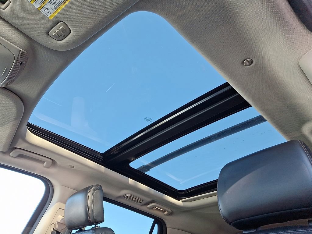 Used 2019 Ford Expedition Platinum image 14