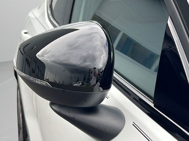 New 2026 Volvo EX30 Plus w/ Protection Package Premier AWD/4WD image 23