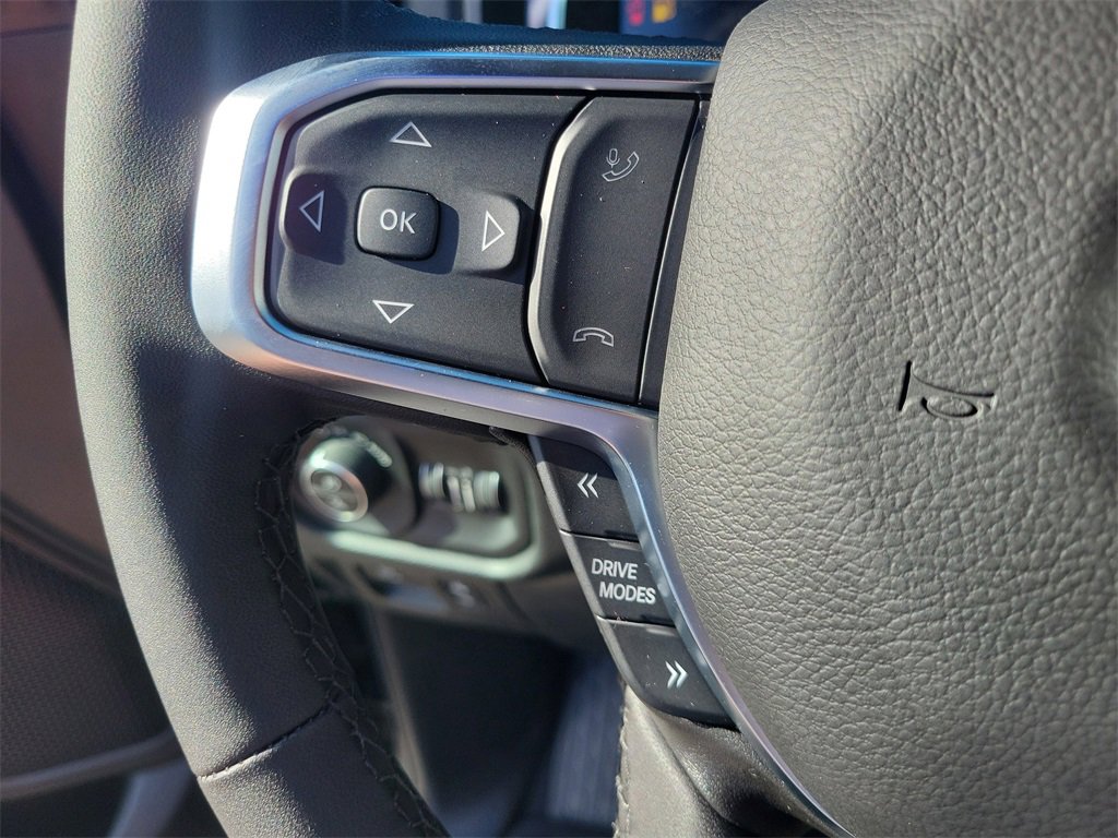 New 2026 RAM 1500 4x4 Crew Cab image 26
