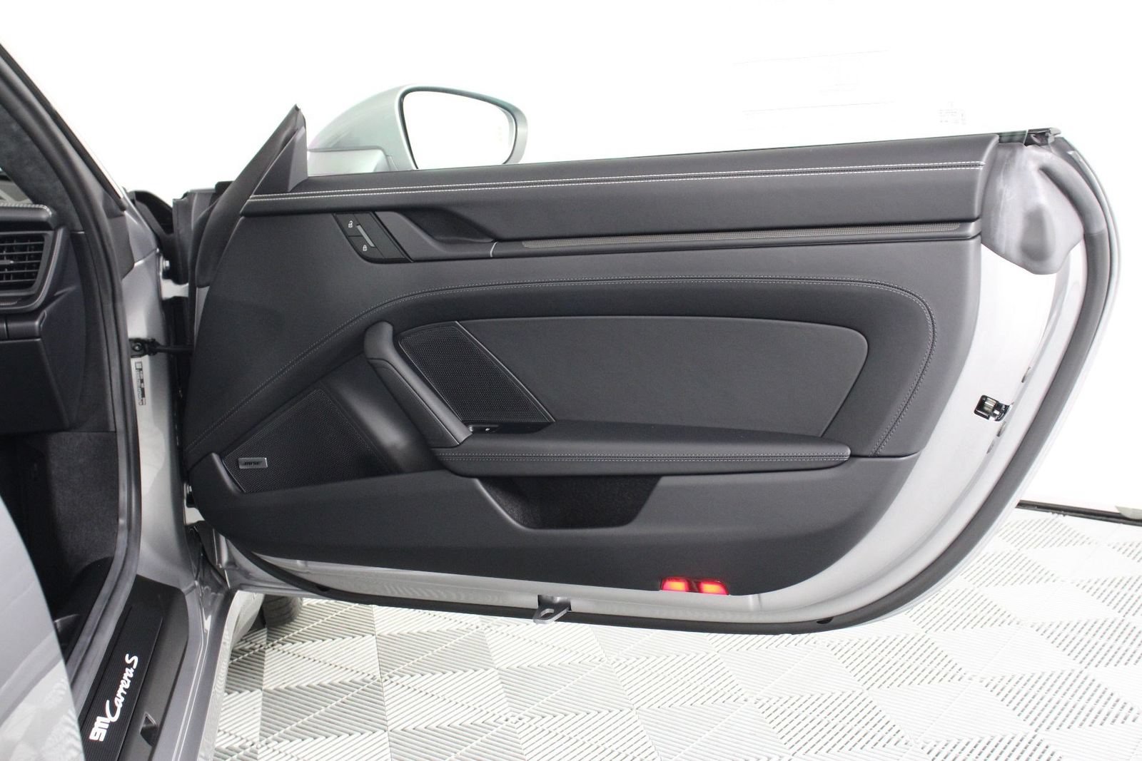 Certified 2025 Porsche 911 Carrera S RWD image 23