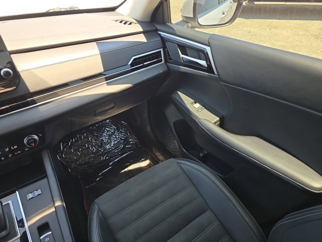 Used 2024 Mitsubishi Outlander Ralliart AWD/4WD image 12
