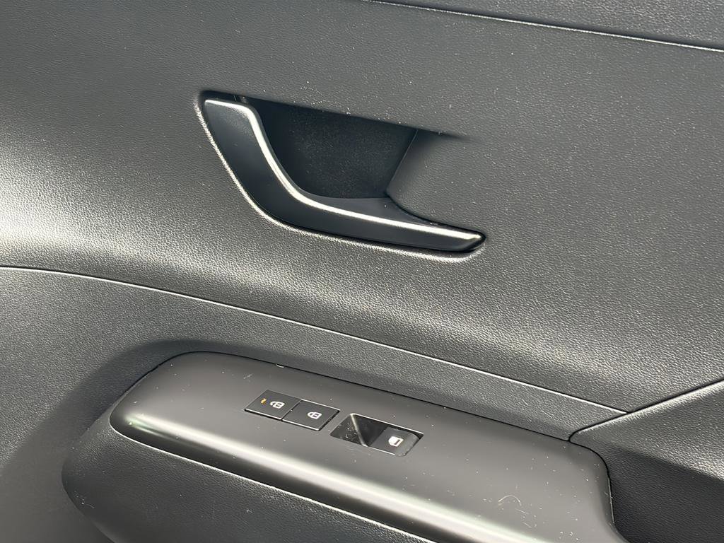 Certified 2024 Hyundai Kona SEL FWD image 34