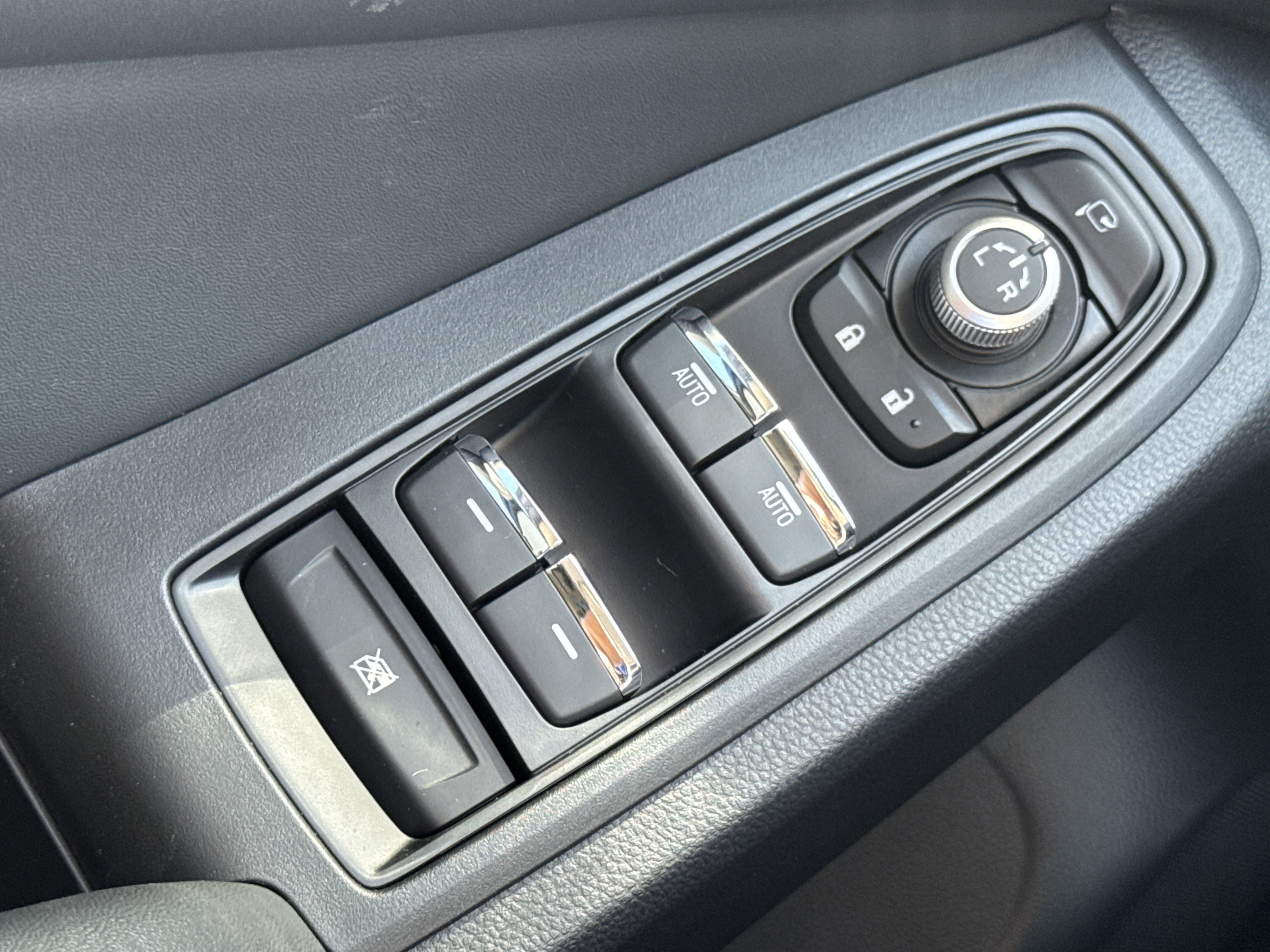 New 2026 Subaru Ascent Limited Bronze image 24