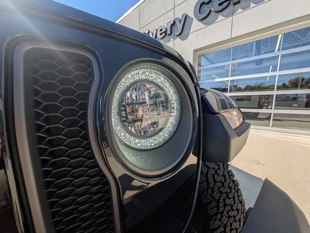 Used 2021 Jeep Wrangler Unlimited Rubicon w/ Xtreme Recon 35" Tire Package image 41