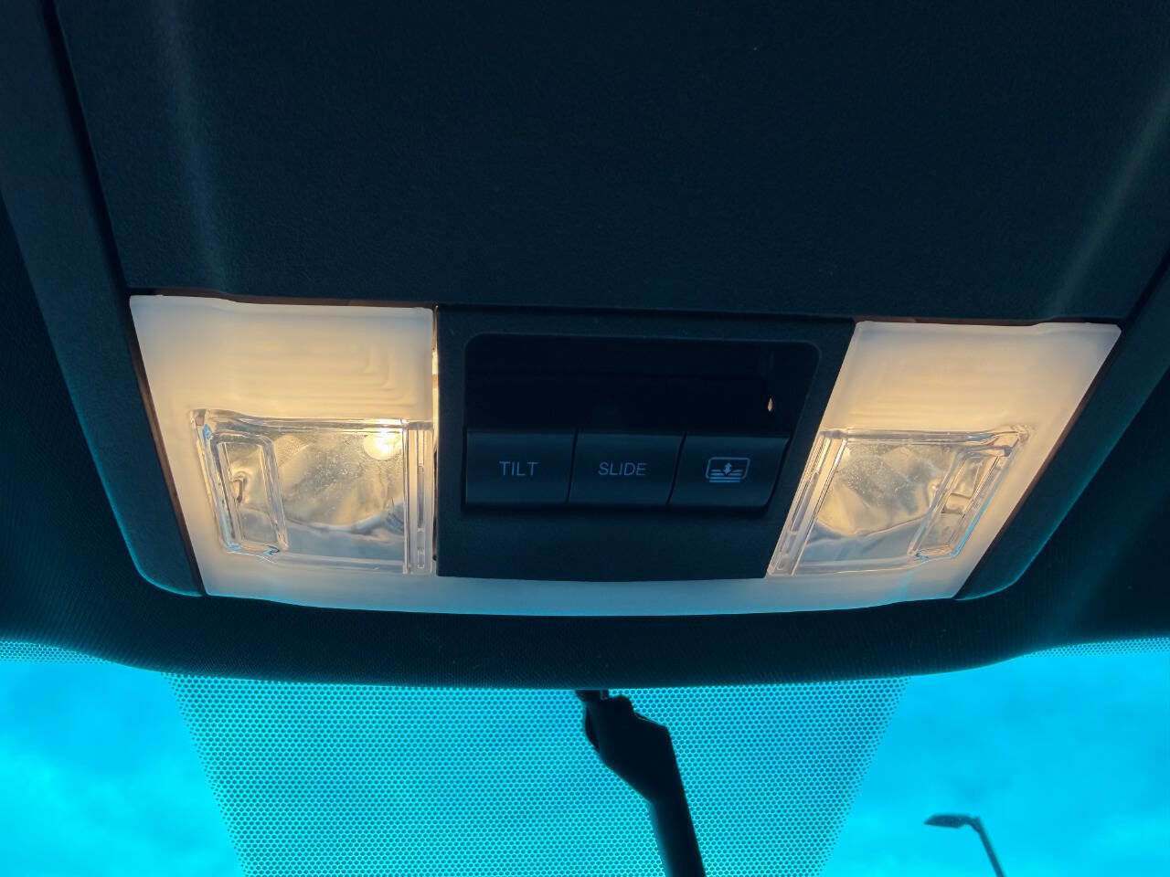 Used 2016 Ford Explorer Sport w/ Equipment Group 401A AWD/4WD image 23