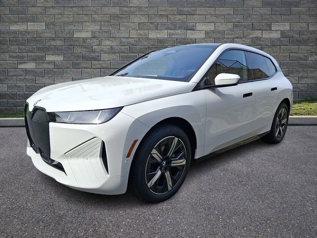 New 2026 BMW iX xDrive60 w/ Premium Package image 3