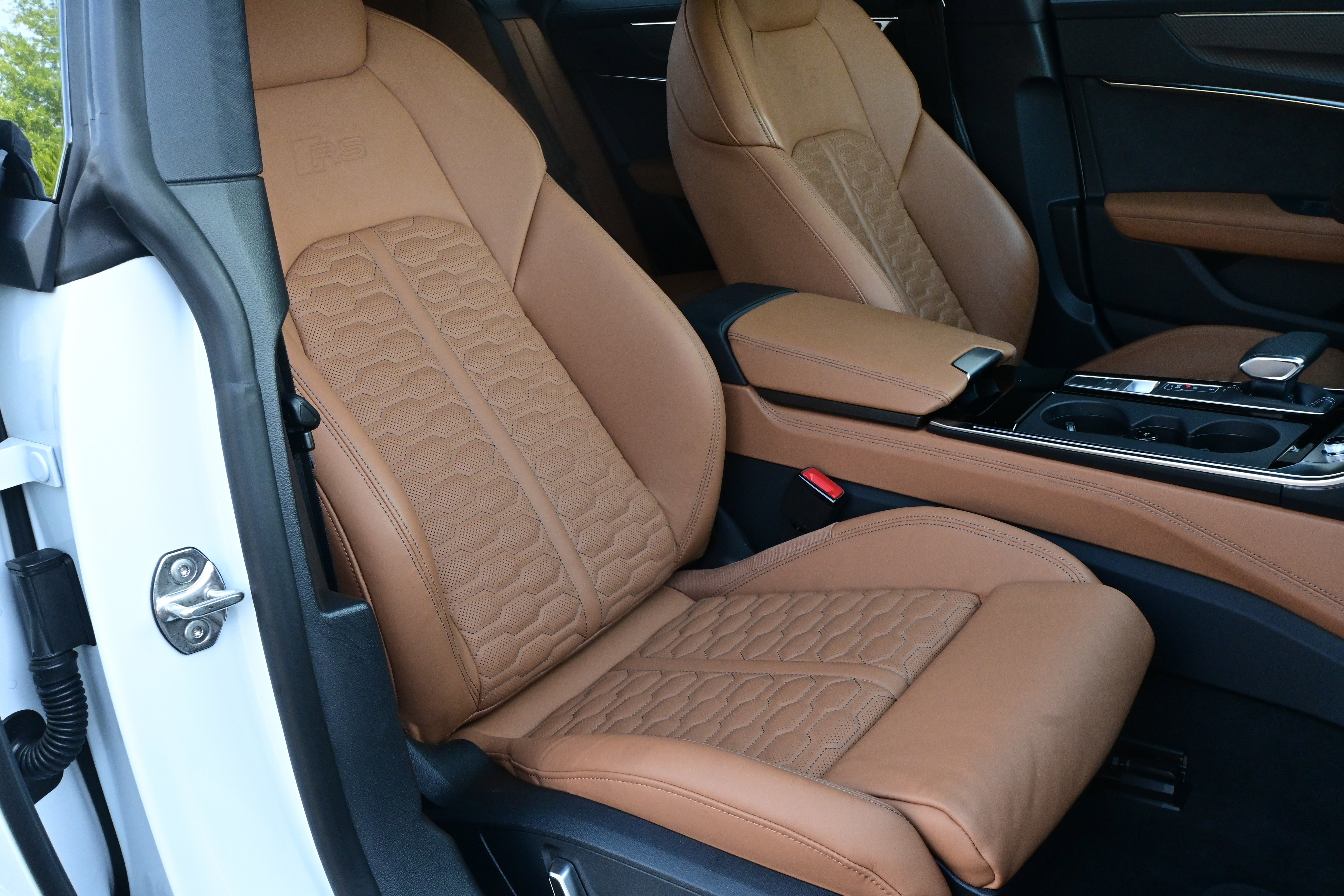 Used 2025 Audi RS 7 Performance image 36