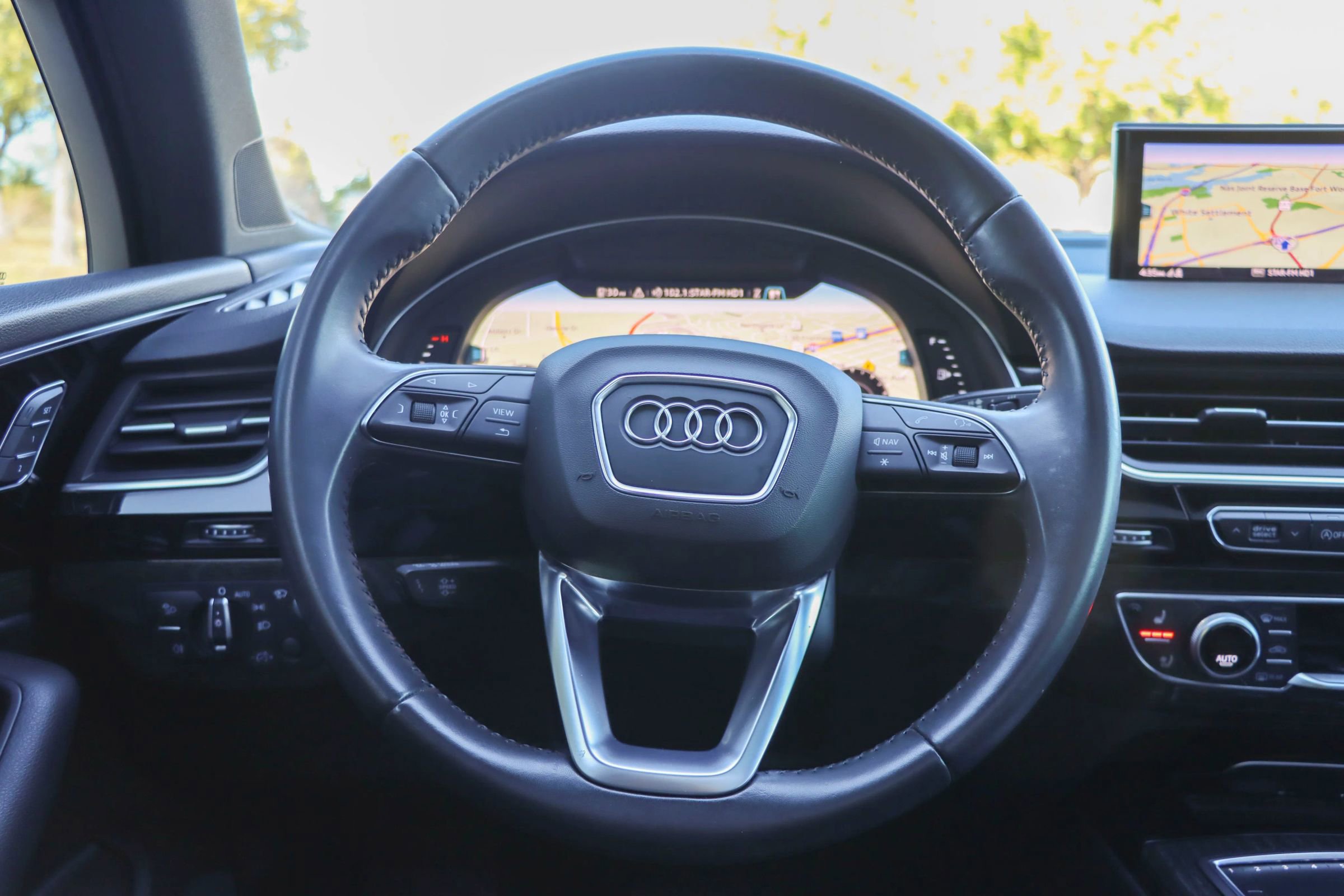 Used 2018 Audi Q7 3.0T Prestige w/ Prestige Package image 33