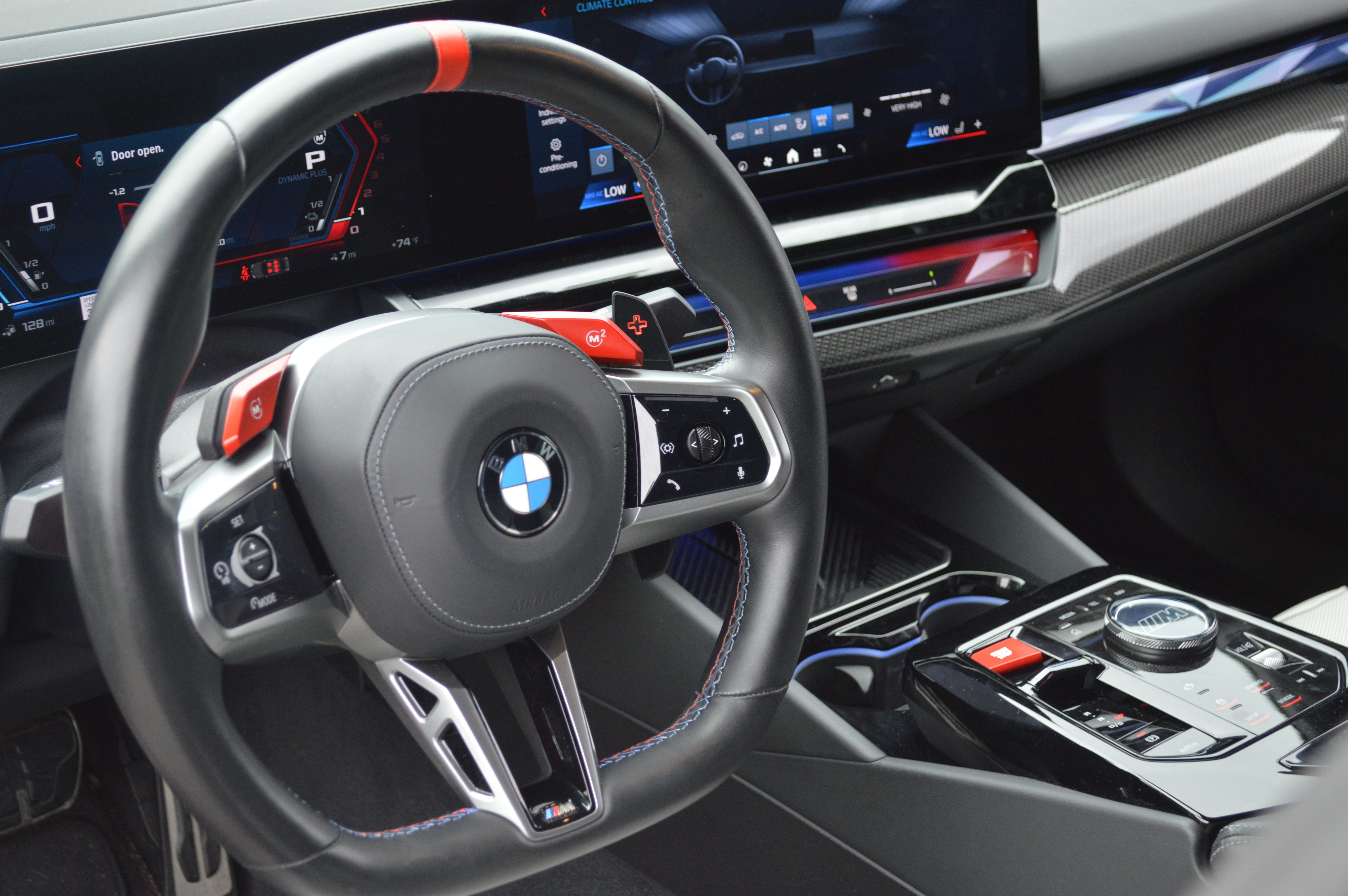 Used 2025 BMW M5 AWD/4WD image 16