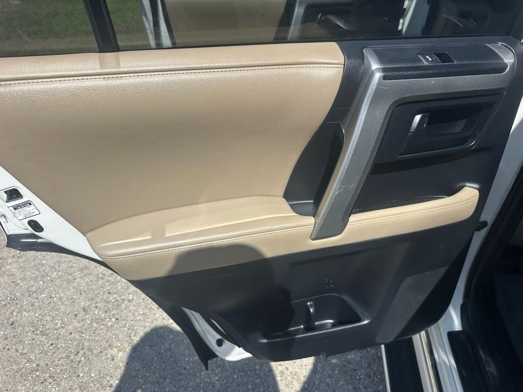 Used 2012 Toyota 4Runner SR5 w/ Convenience Pkg image 14