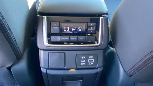 Certified 2025 Subaru Ascent Premium image 16