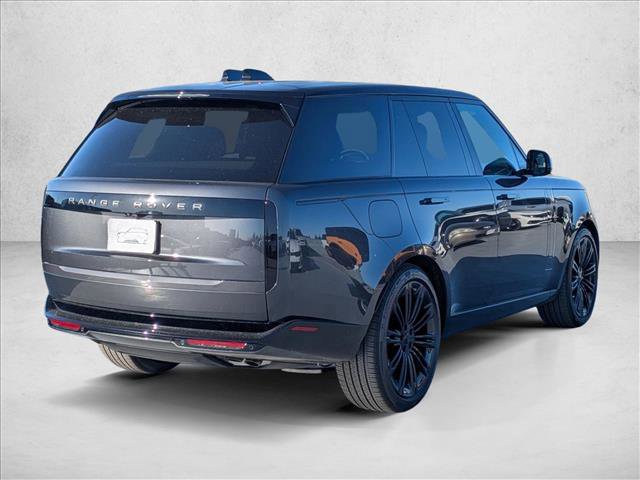 New 2026 Land Rover Range Rover SE image 2