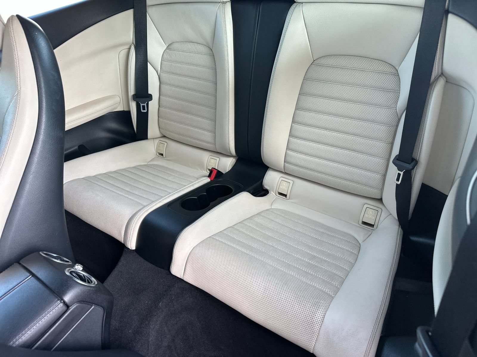 Used 2019 Mercedes-Benz C 300 Cabriolet image 10