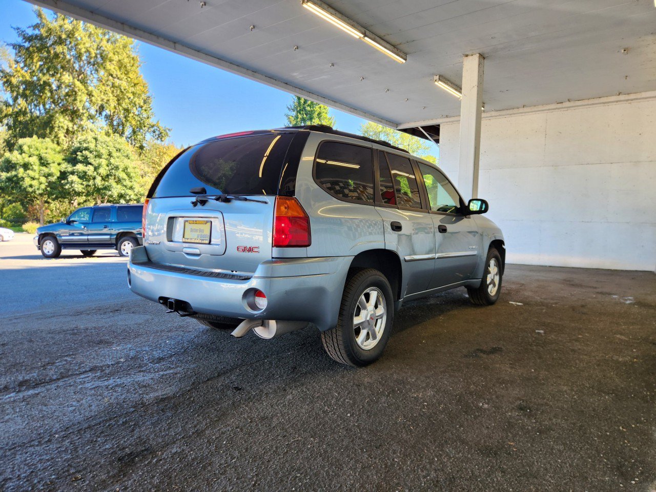 Used 2006 GMC Envoy SLE AWD/4WD image 3