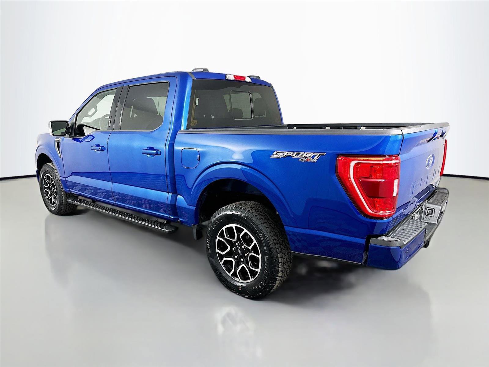 Used 2023 Ford F150 XLT w/ Equipment Group 302A High AWD/4WD image 5
