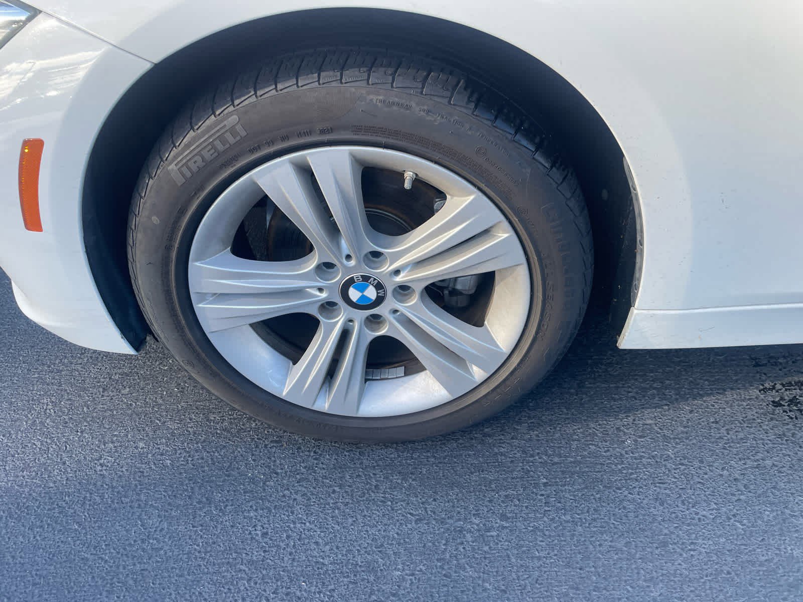 Used 2018 BMW 330i Sedan w/ Convenience Package image 13