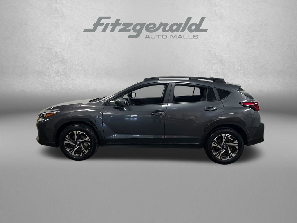 Used 2024 Subaru Crosstrek 2.0i Premium AWD/4WD image 2