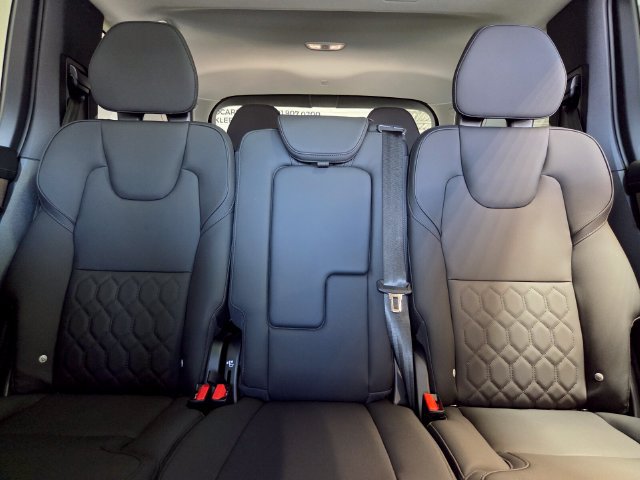 New 2026 Volvo XC90 B5 Core AWD/4WD image 11