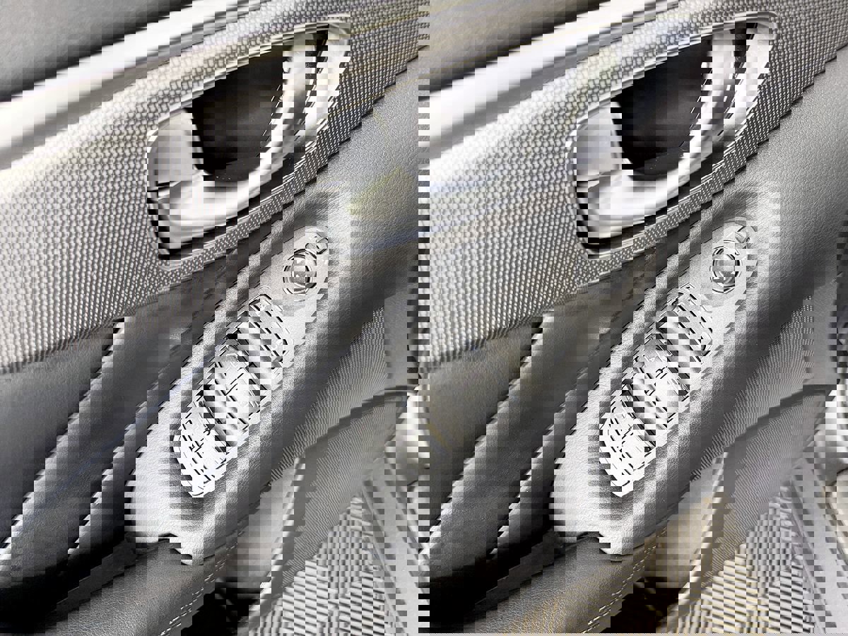 Used 2015 INFINITI Q50 Premium image 27