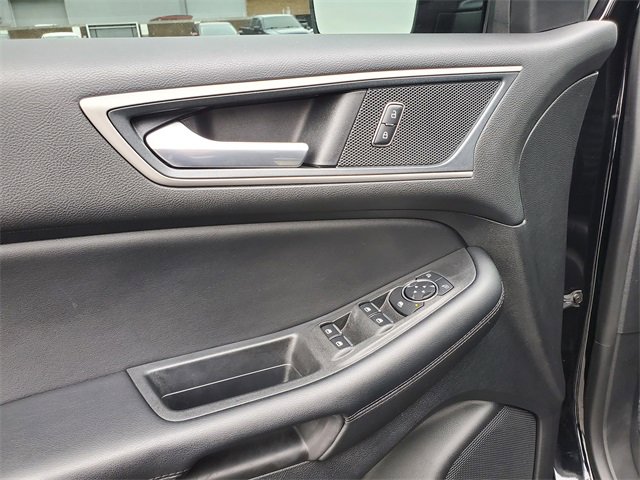 Certified 2024 Ford Edge SEL w/ Convenience Package image 10